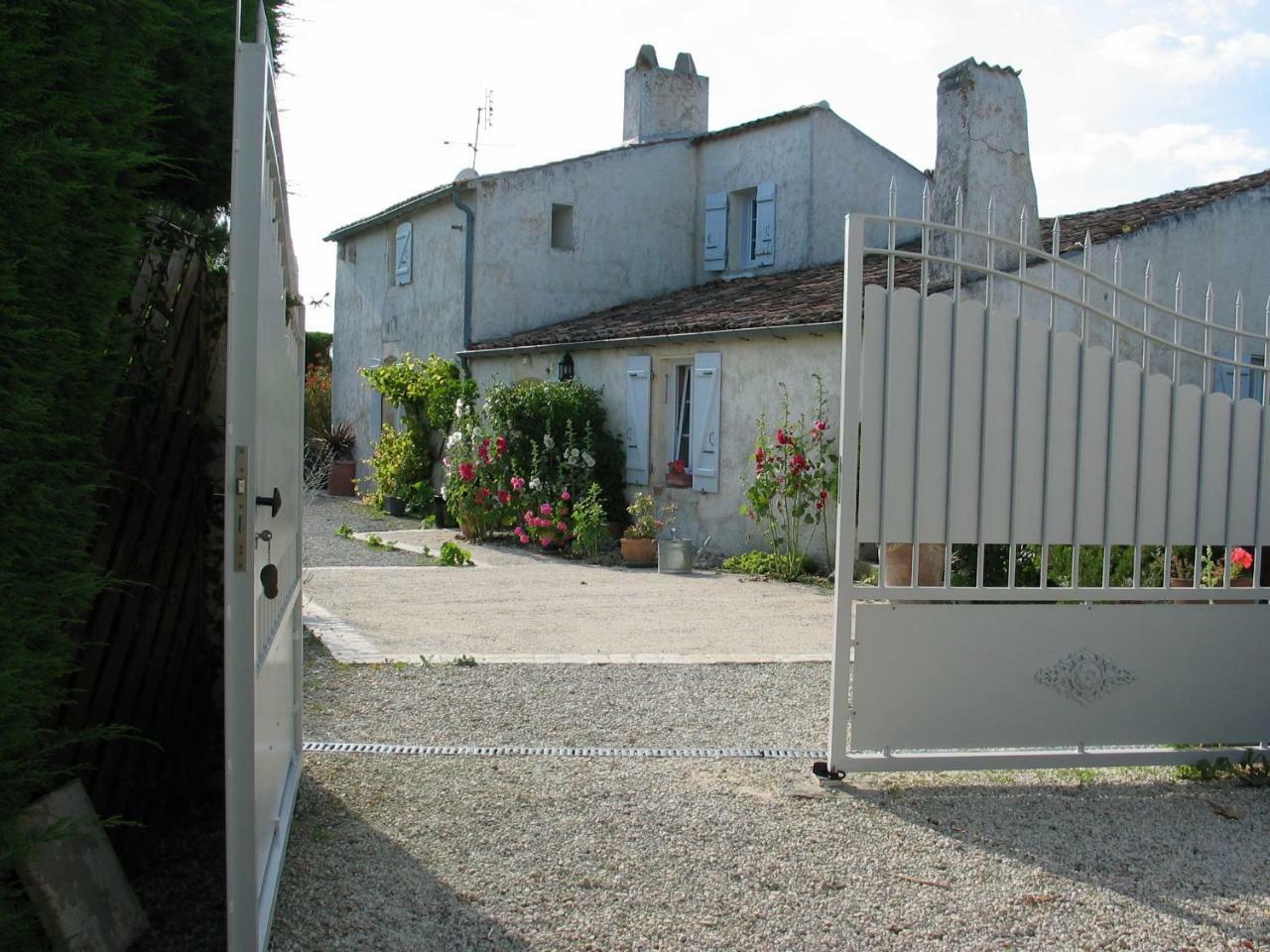 Chambres D'Hotes Le Logis Du Port Paradis Nieulle-sur-Seudre Kültér fotó